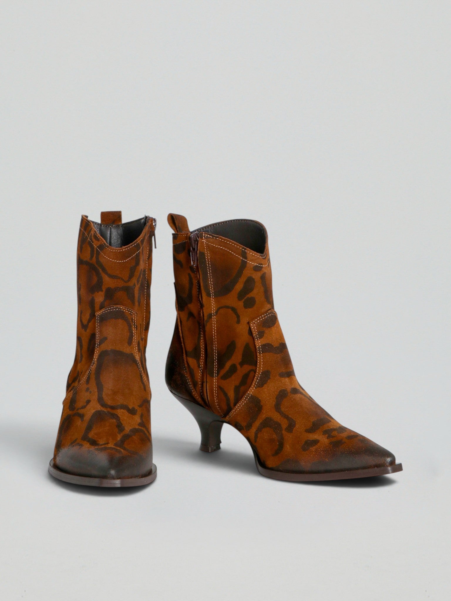 Ovyè Tronchetti tacco camoscio ankle boots cognac tacco 6