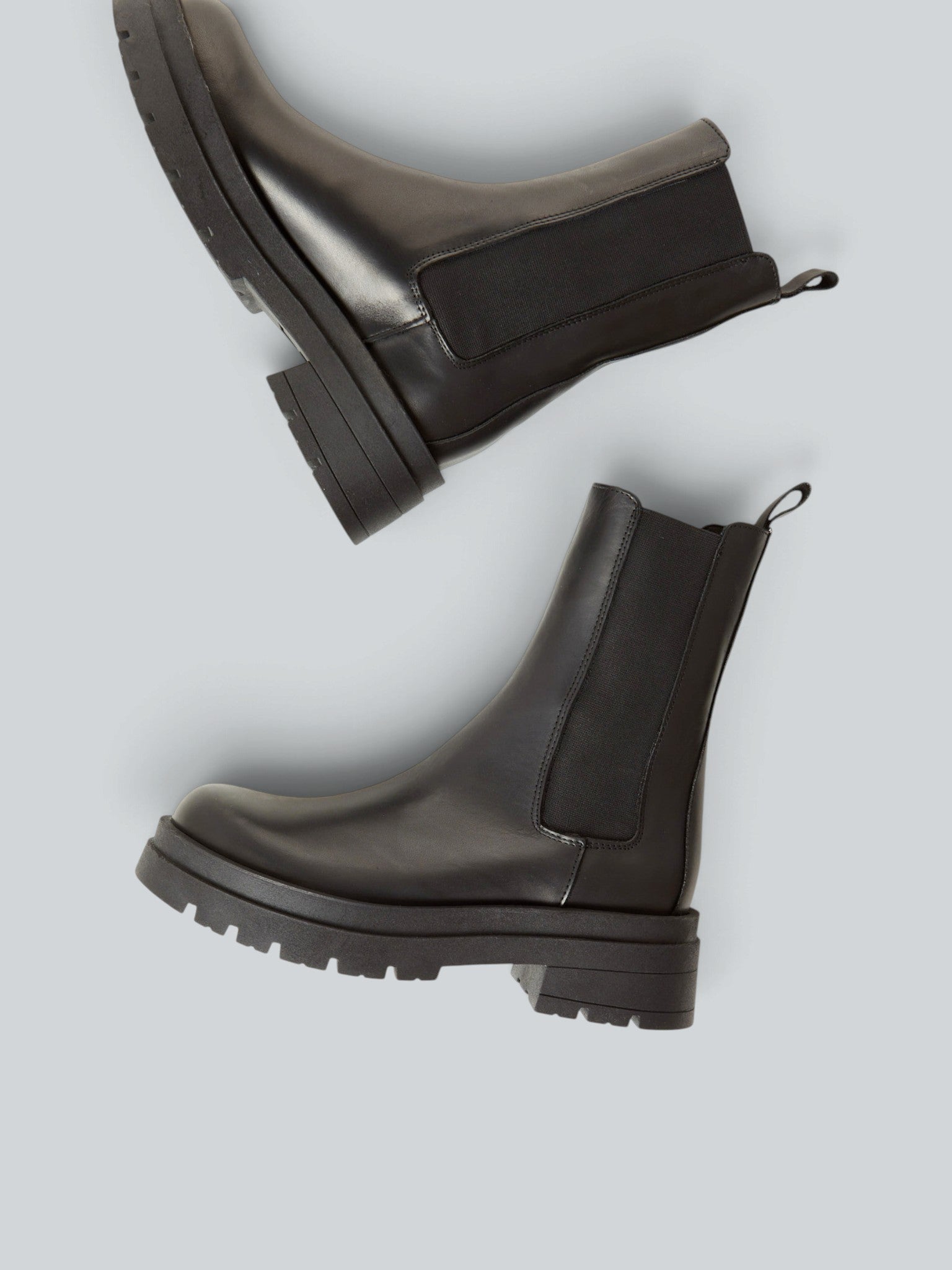 Ovyè Chelsea boot in pelle stivaletti neri tacco 5 cm