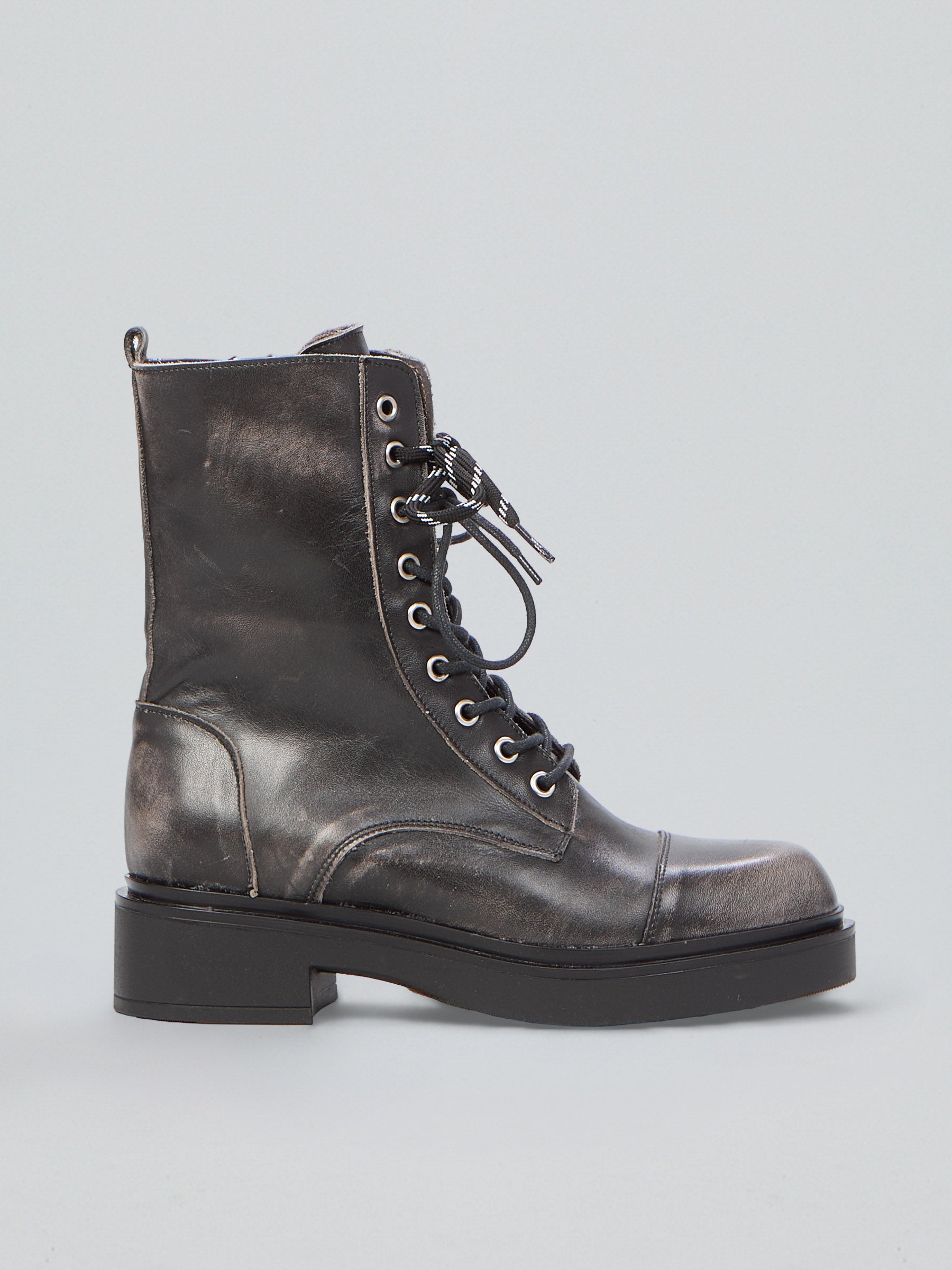 Ovyè Anfibi pelle delfino vintage anfibi taglia 38