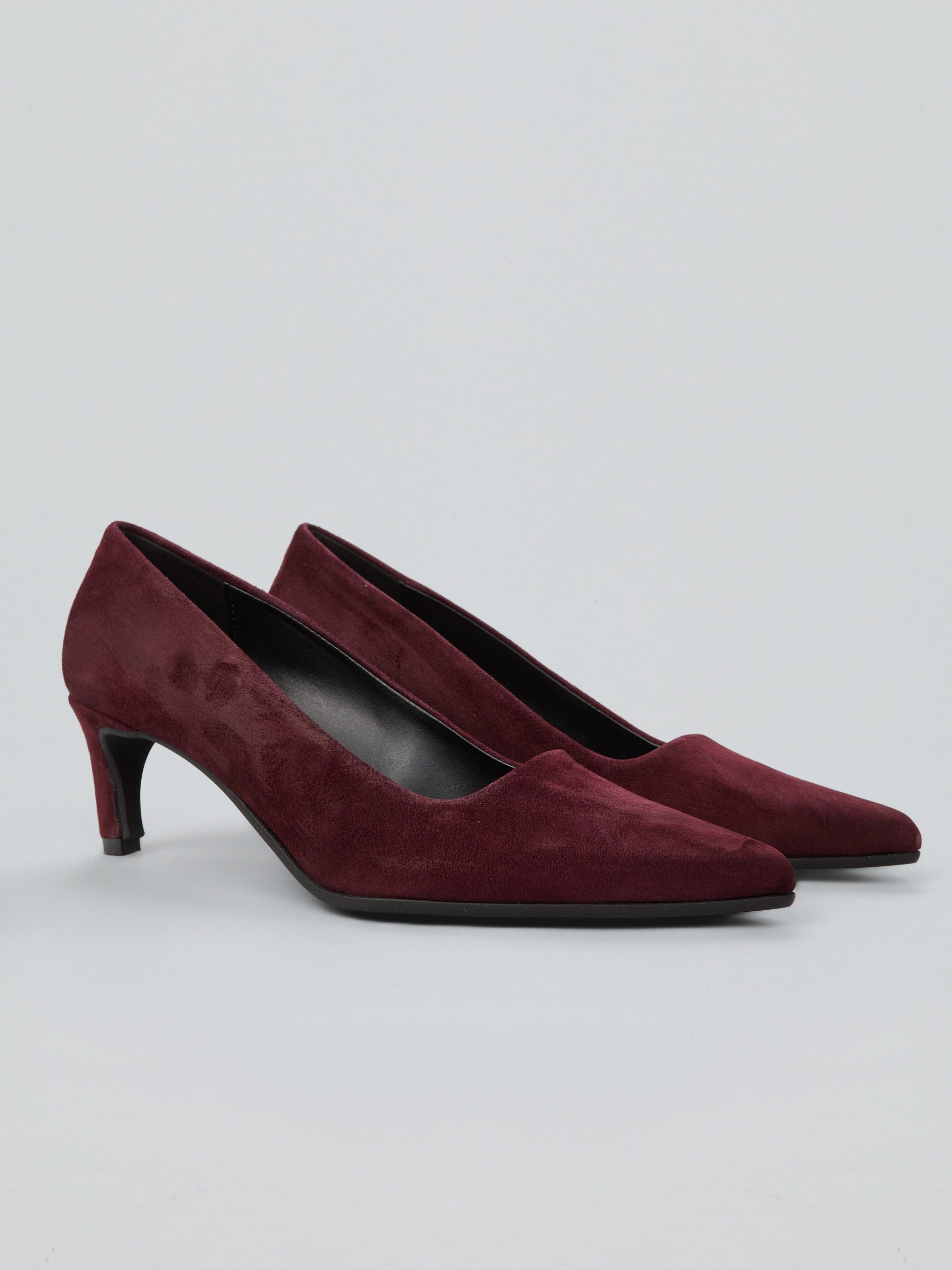 Ovyè Décolleté in Camoscio Vino Tacco 7 cm