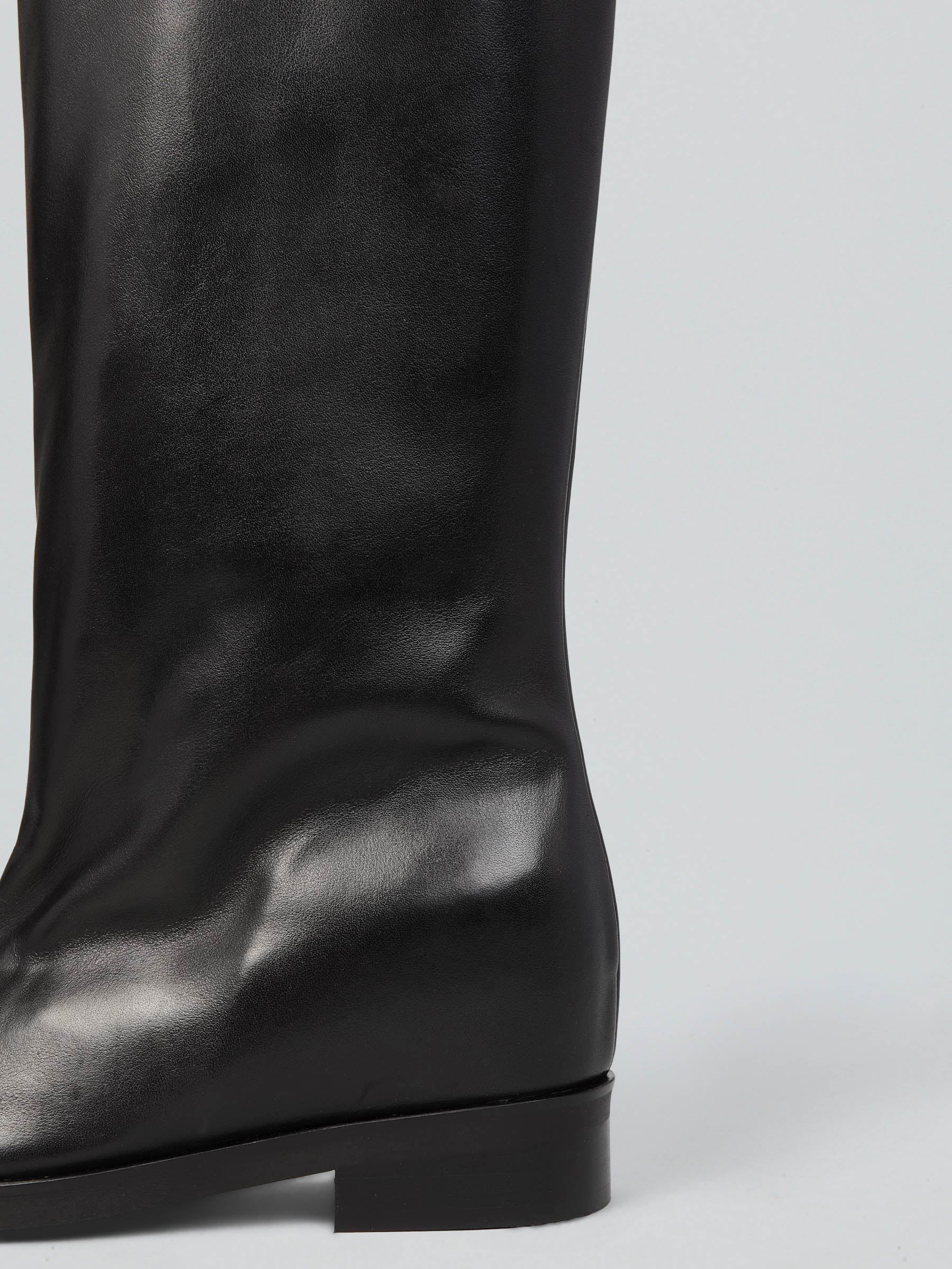 Ovyè Stivali con tacco pelle nero zeppa interna 3 cm