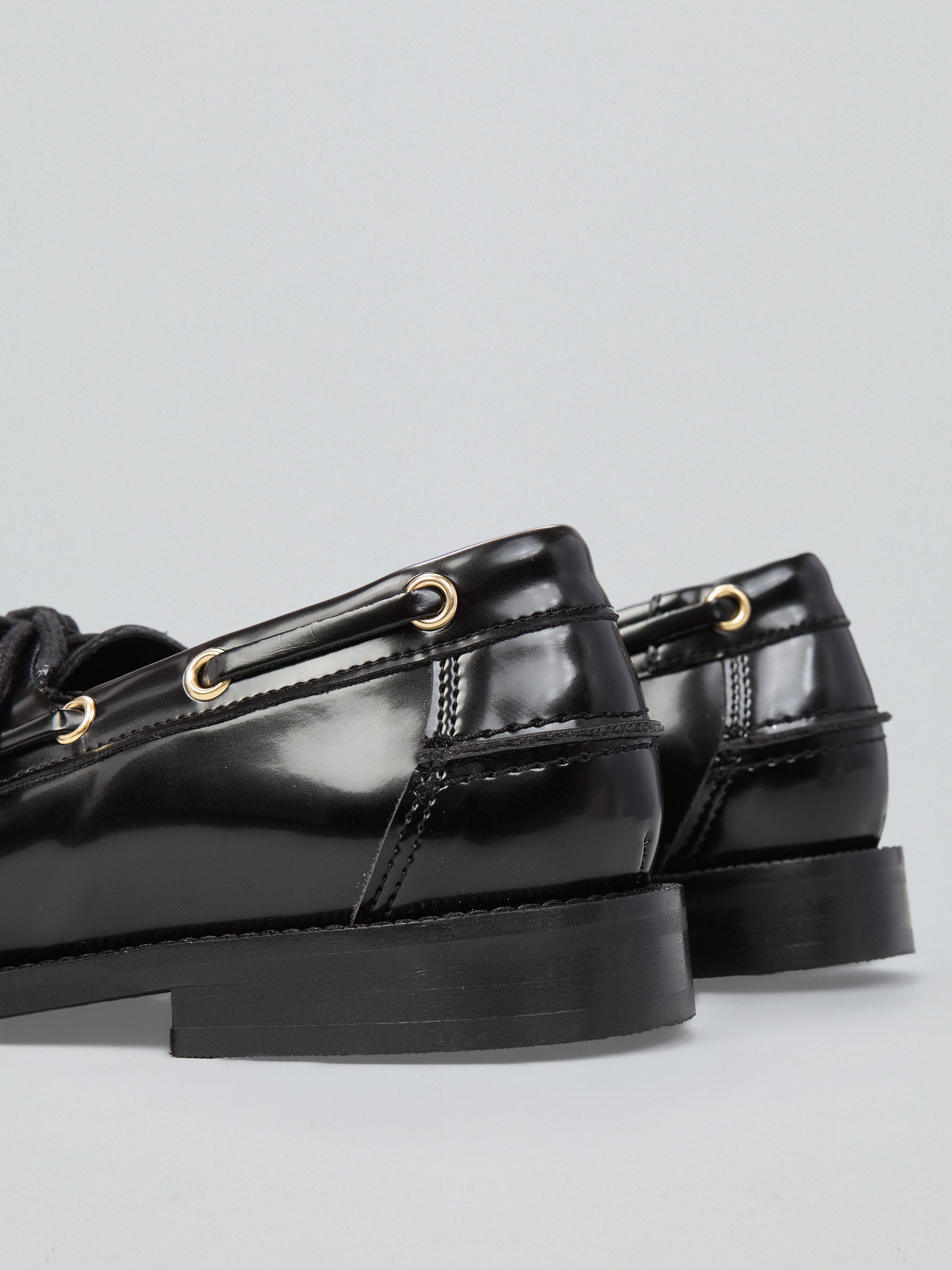 Ovyè Mocassini e stringate modello barca ecopelle nero tacco 2 cm