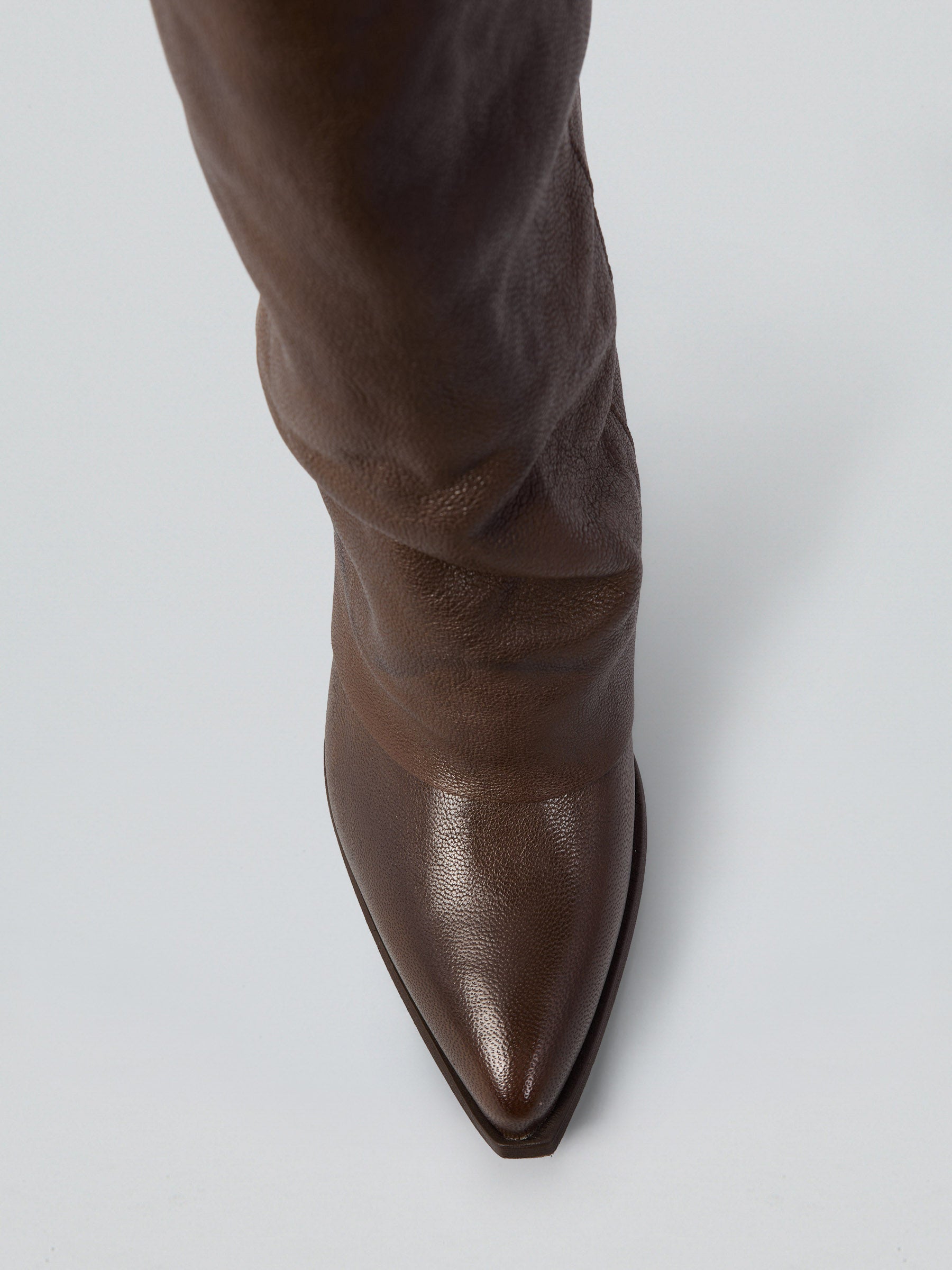 Ovyè Stivali con tacco Texani pelle cioccolato 8 cm