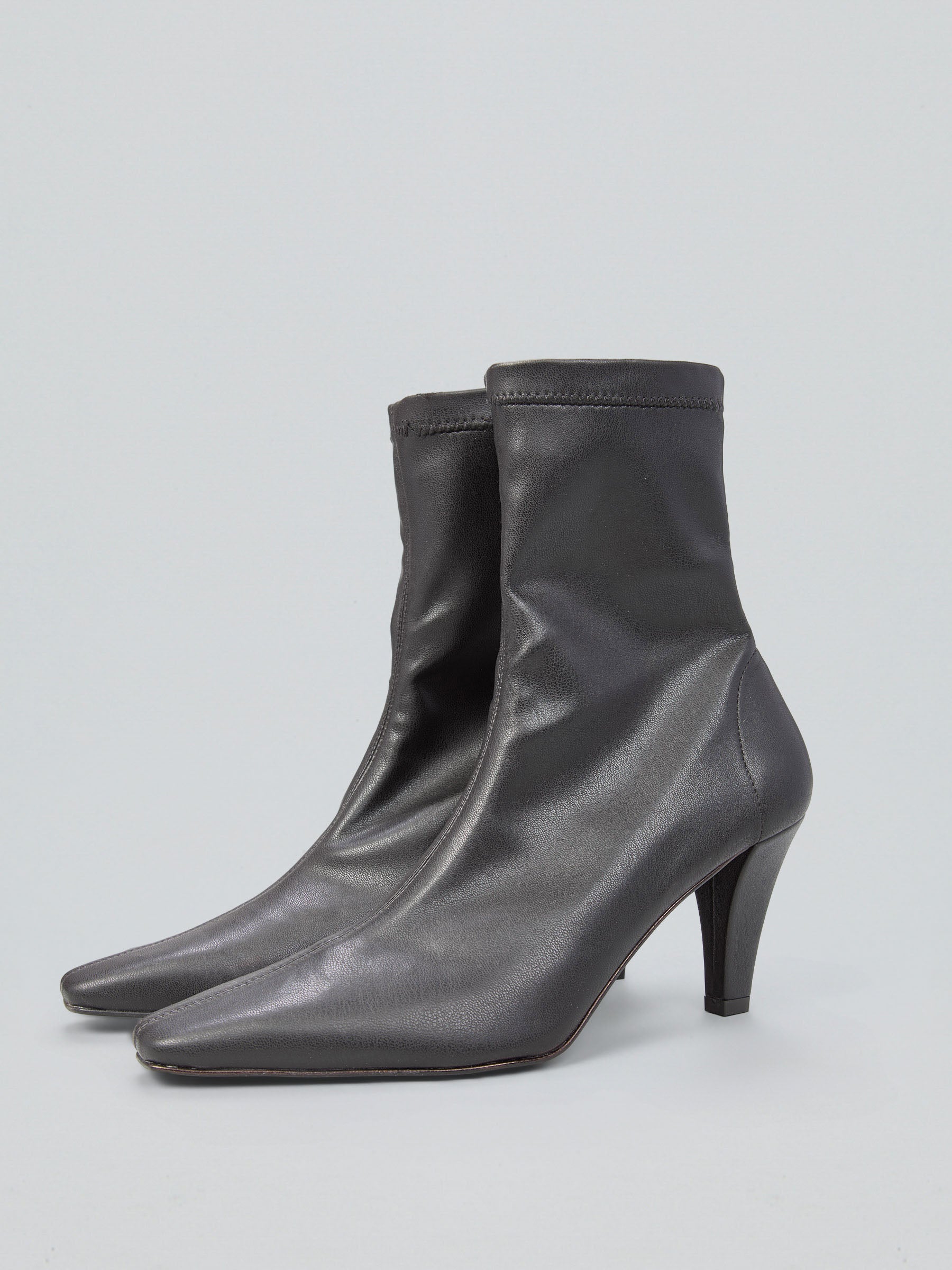 Ovyè Tronchetti con tacco stretch pelle tronchetti neri tacco 8 cm