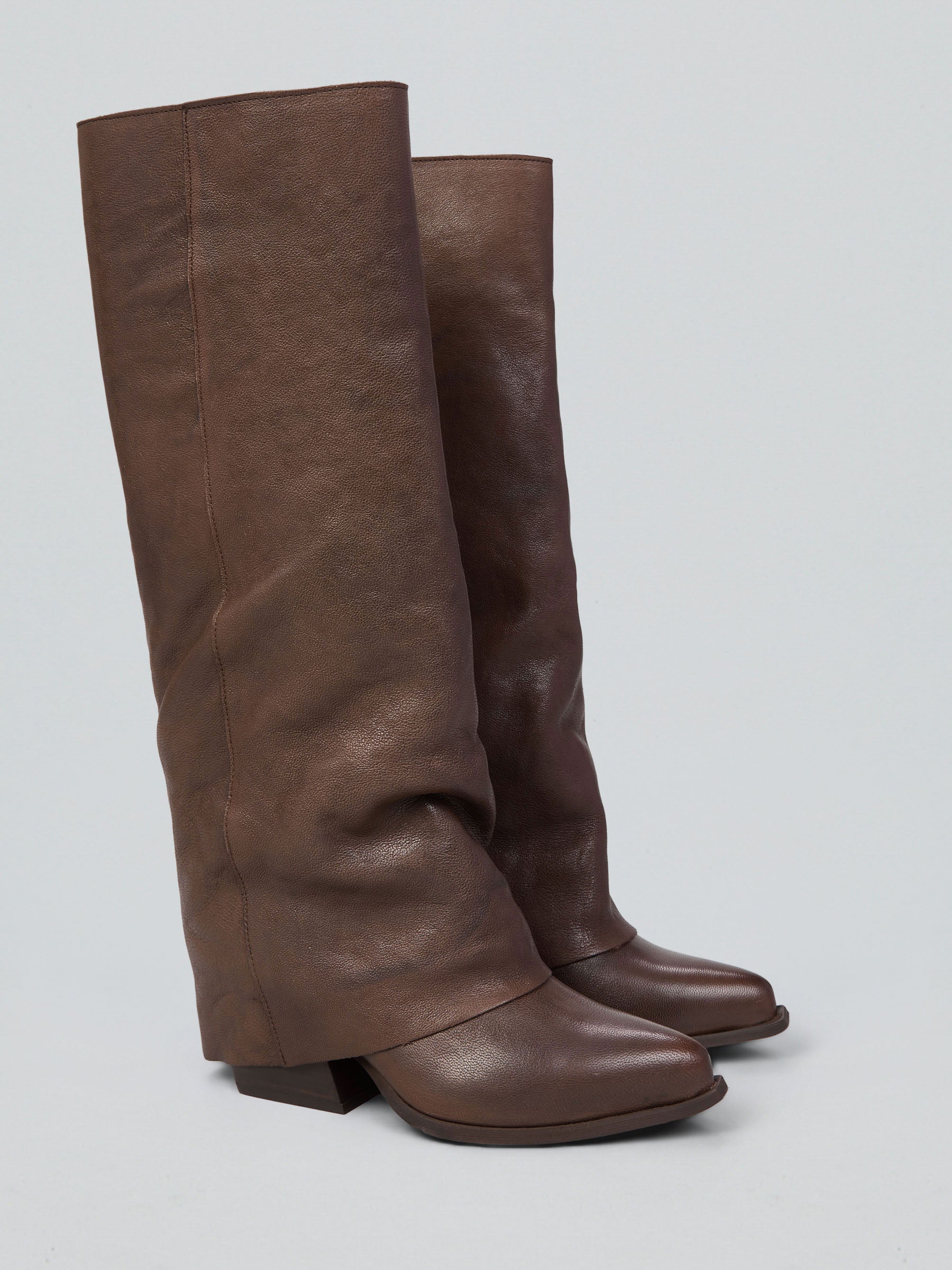Ovyè Stivali con tacco Texani pelle cioccolato 8 cm