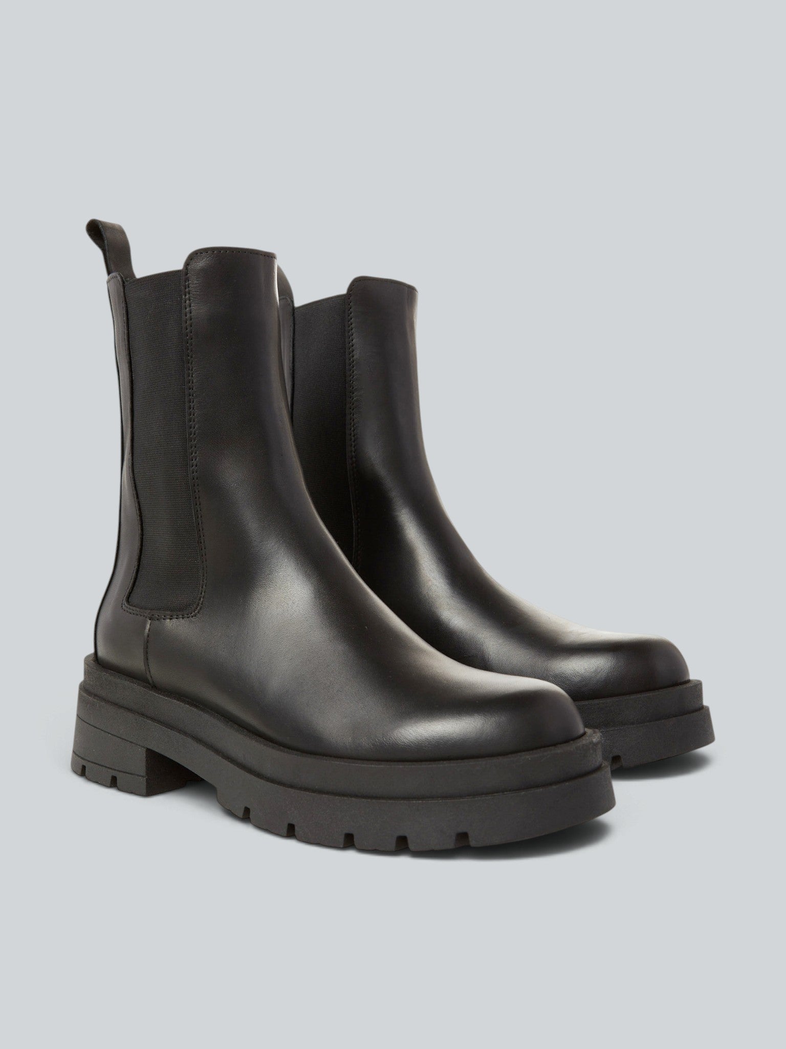 Ovyè Chelsea boot in pelle stivaletti neri tacco 5 cm