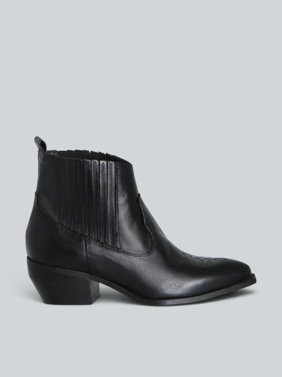 Ovye Stivali con tacco Texanini pelle neri western