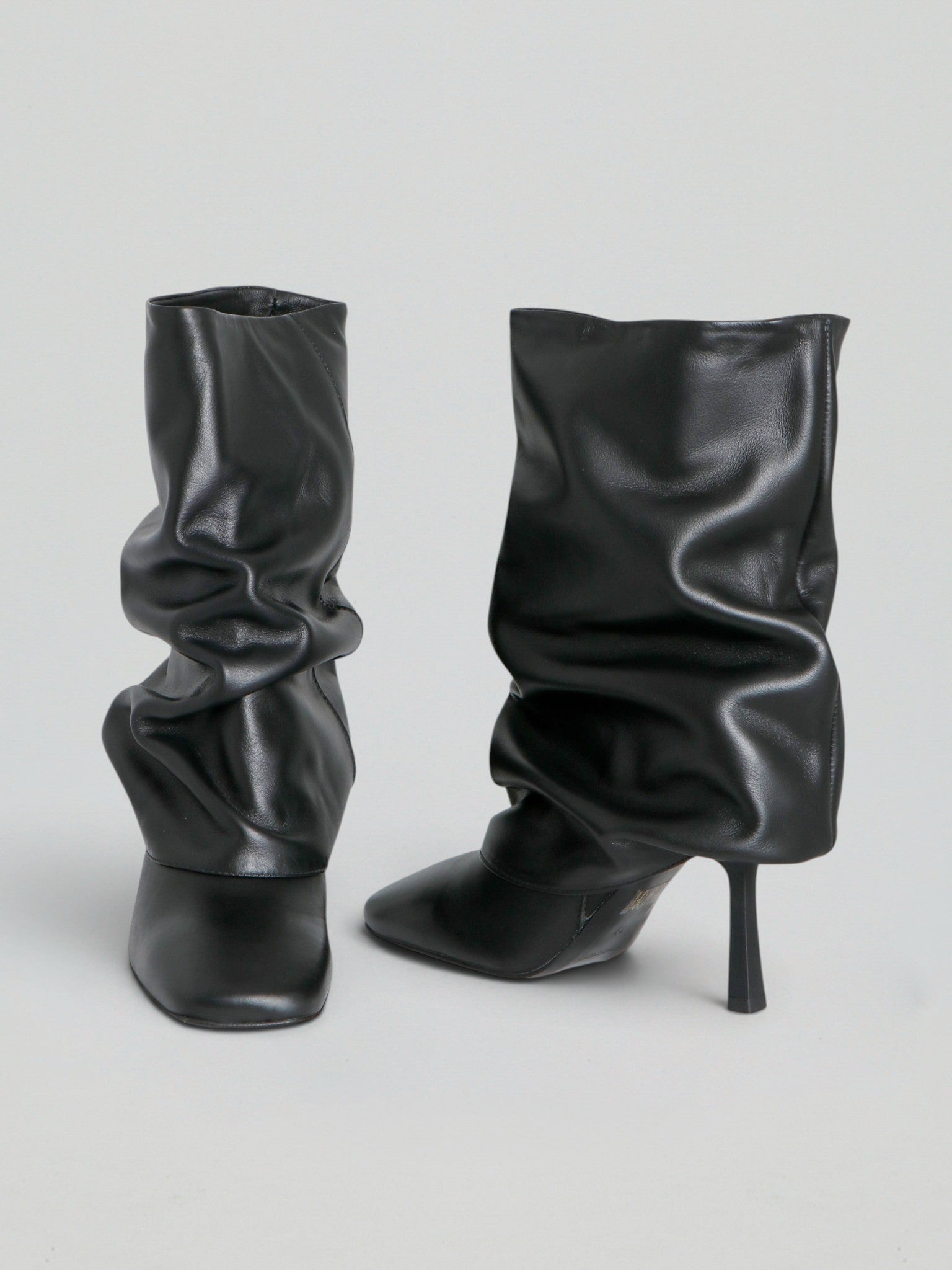 Ovyè Tronchetti con tacco in pelle nero tacco 10 cm