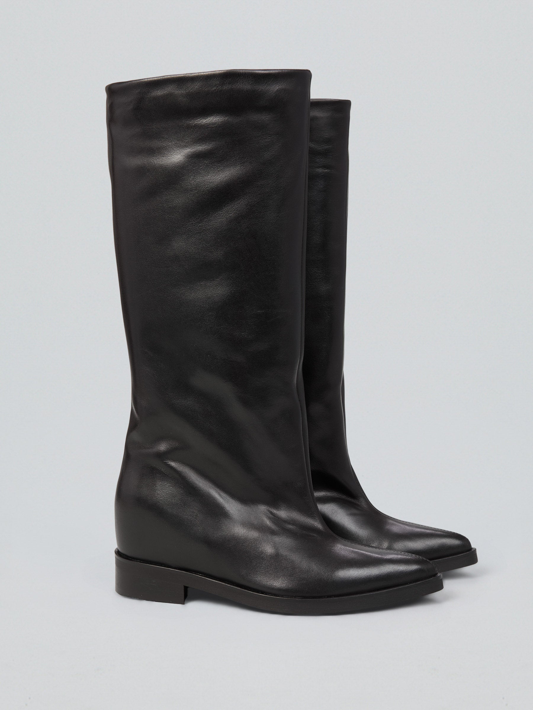 Ovyè Stivali con tacco pelle nero zeppa interna 3 cm