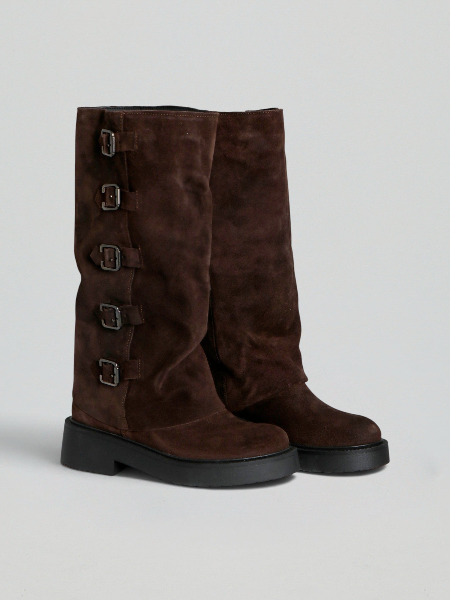 Ovyè Stivali in camoscio stivali moro fibbie tacco 4 cm
