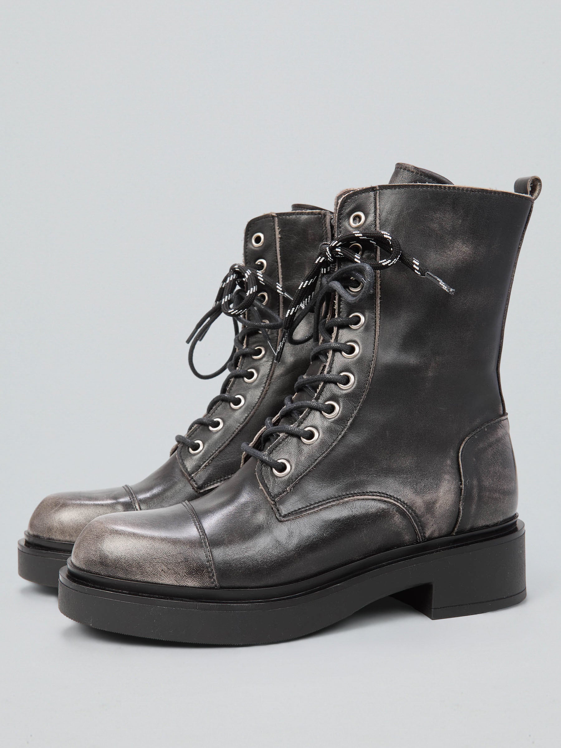 Ovyè Anfibi pelle delfino vintage anfibi taglia 38