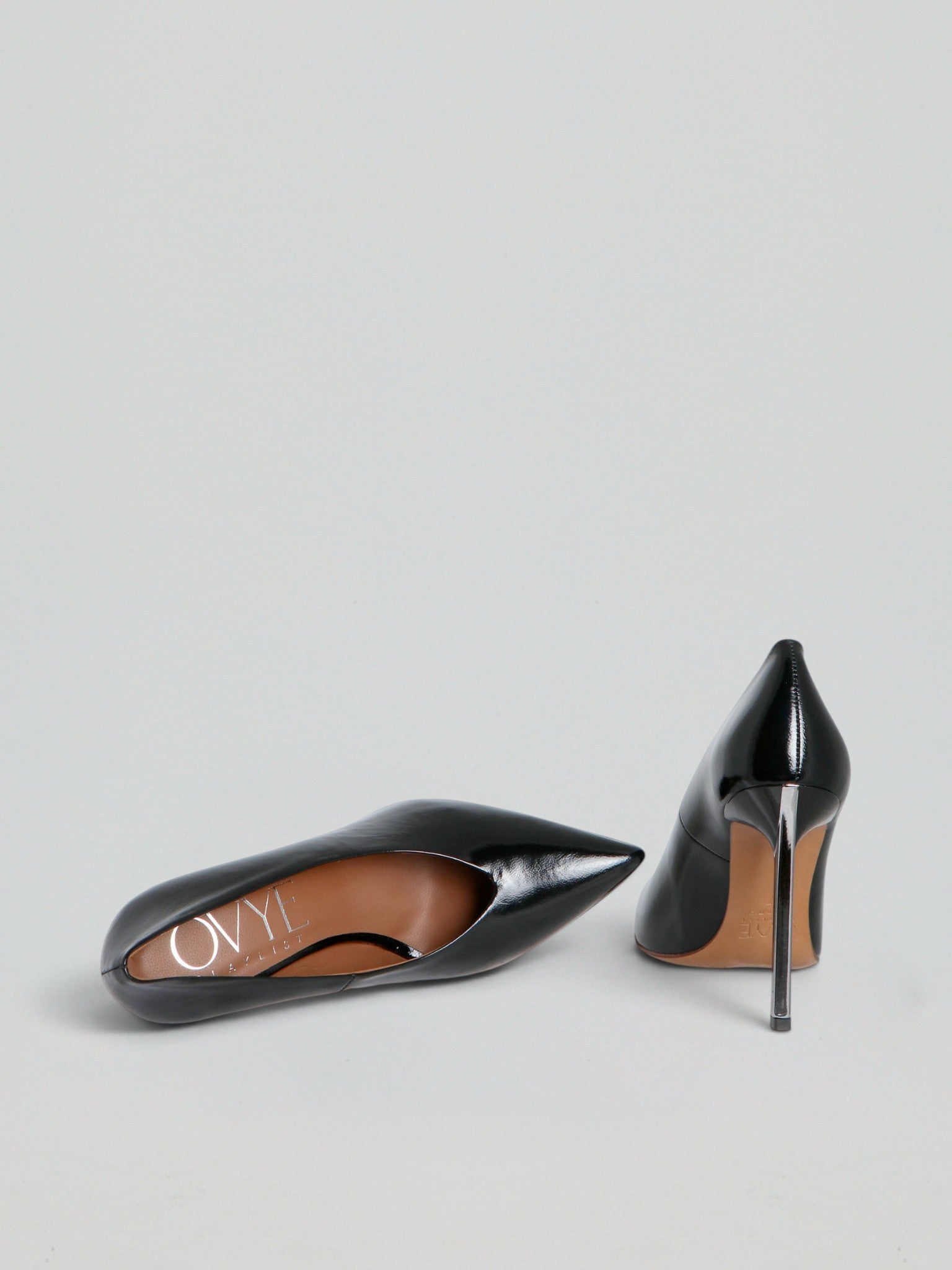 Ovyè Décolleté e Slingback pelle nera tacco 10 cm