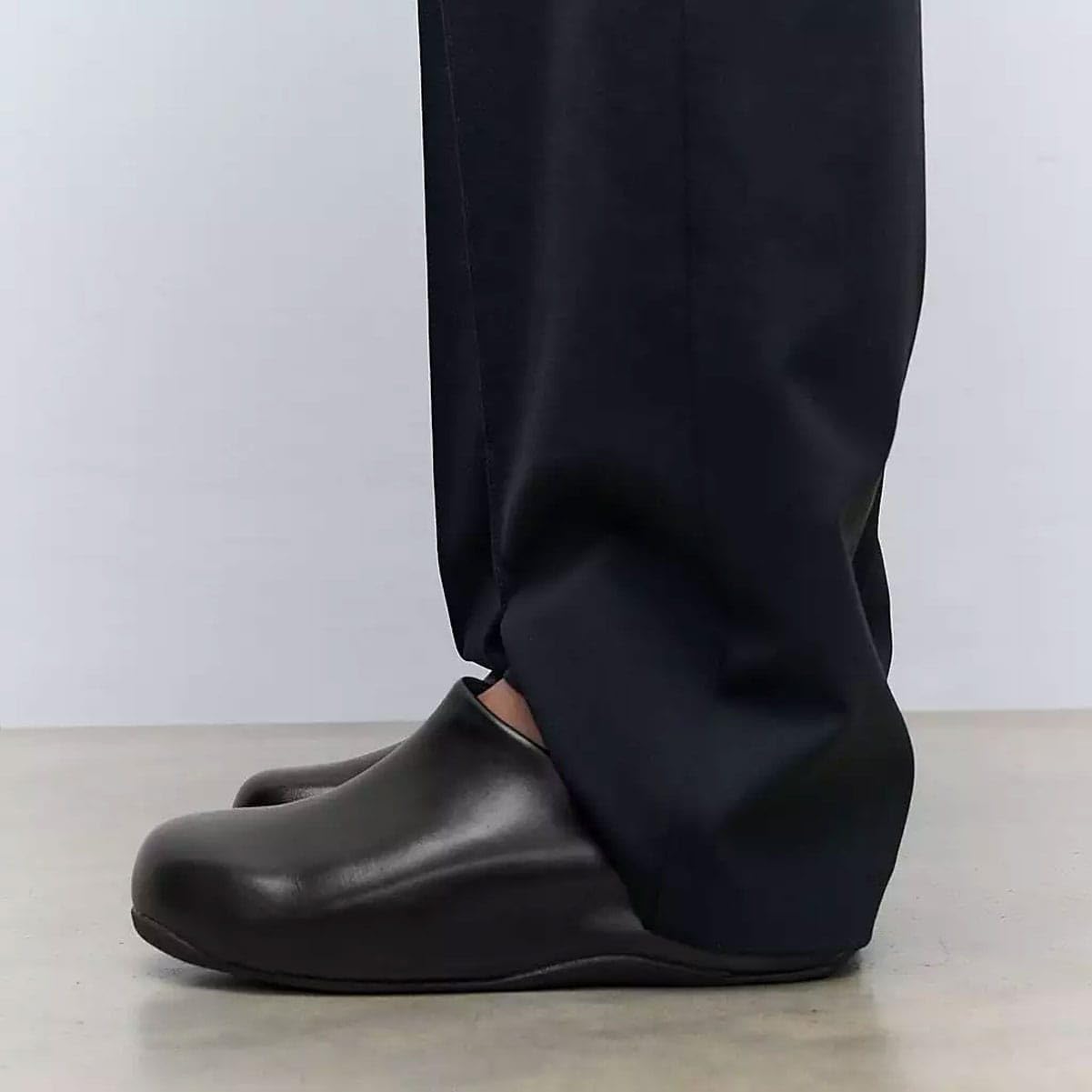FitFlop Shuv Leather zoccoli donna 36 EU nero pelle