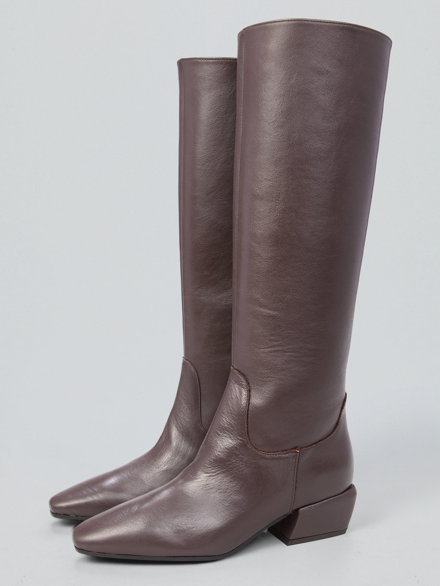 Ovyè Stivali con tacco pelle moro tacco 4 cm