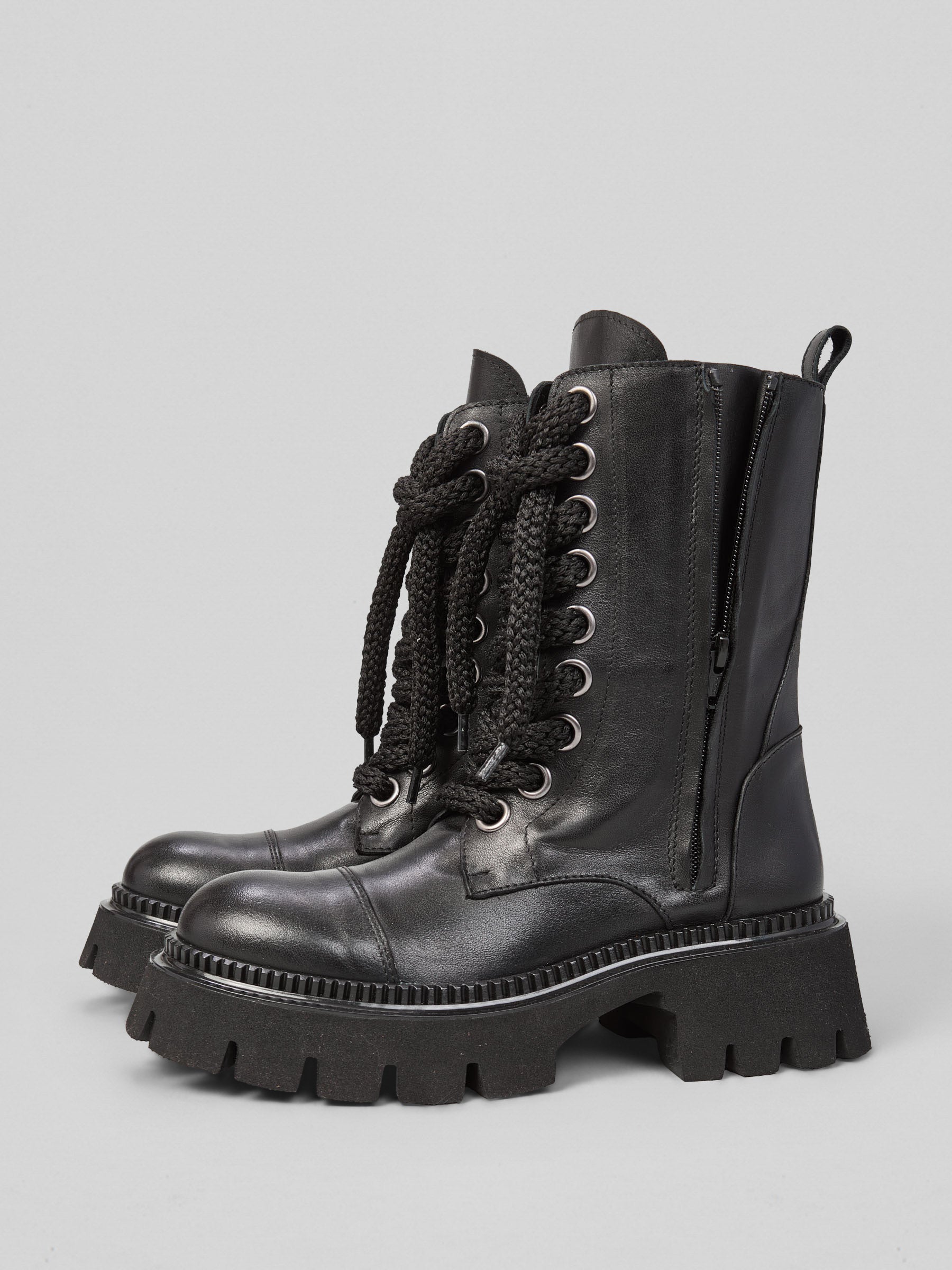 Ovyè Stivali anfibi pelle nero stringati tacco 5 cm