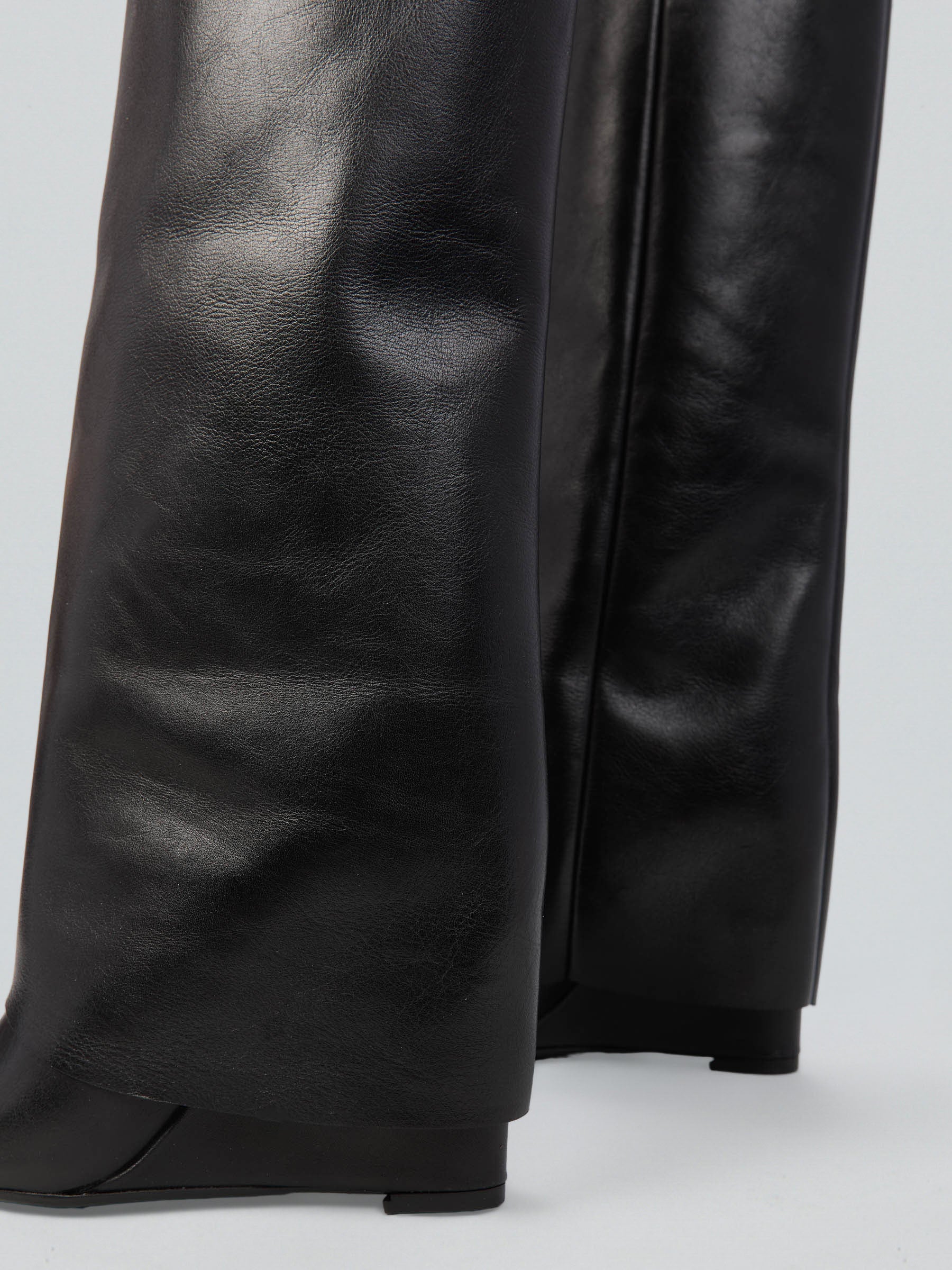 Ovyè Stivali in Pelle Neri Zeppa 9cm Dettaglio Oro 38