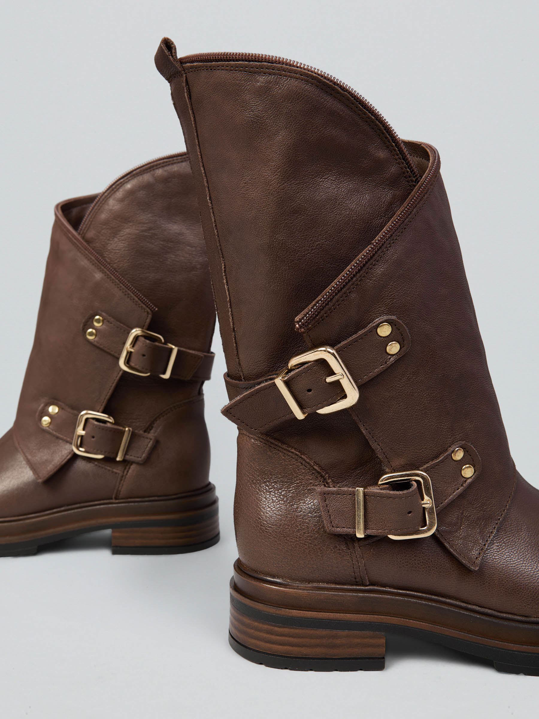 Ovyè Stivali pelle cioccolato zip fibbie tacco 3 cm