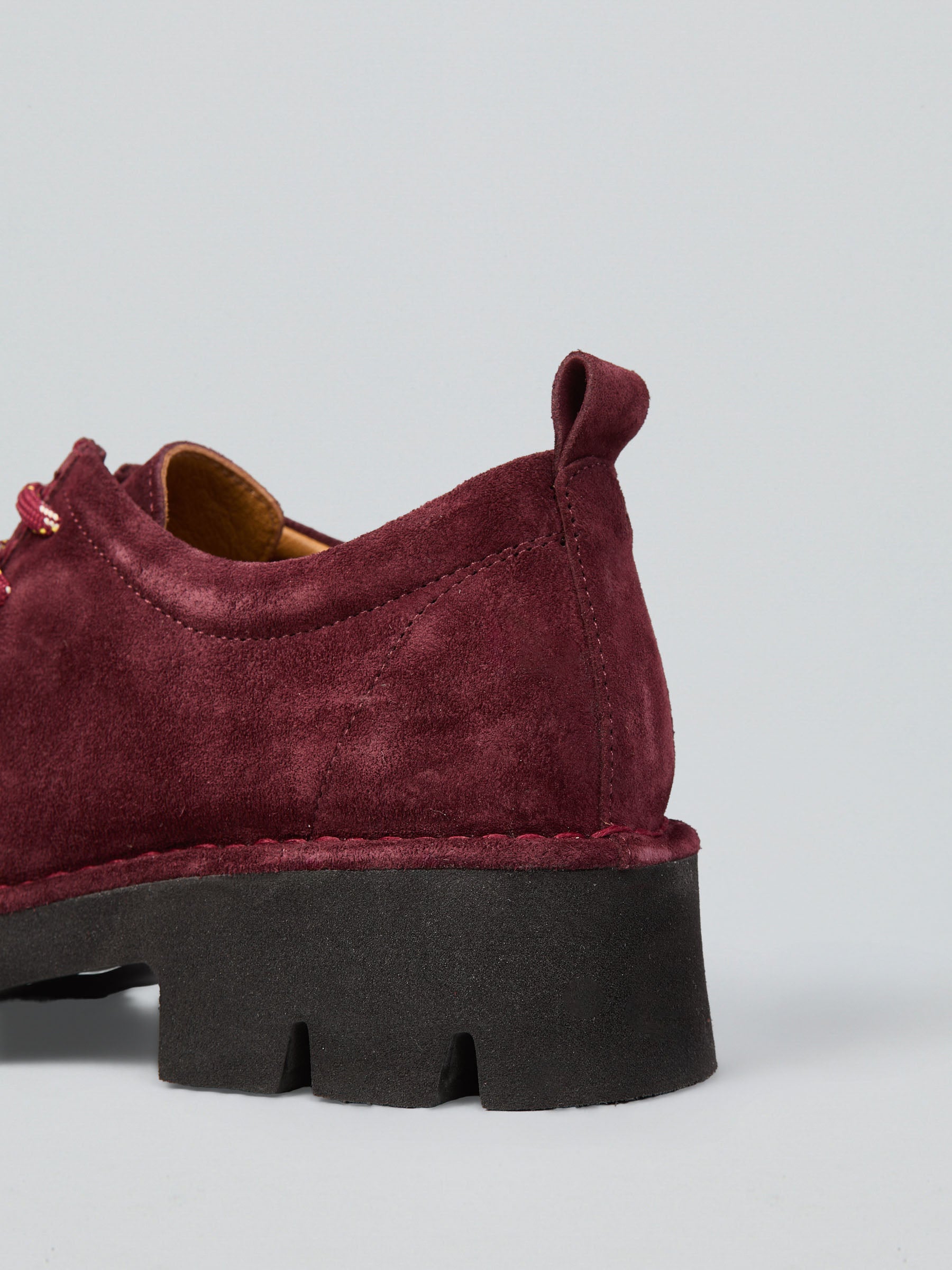 Ovyè Mocassini e stringate Stringate camoscio bordo