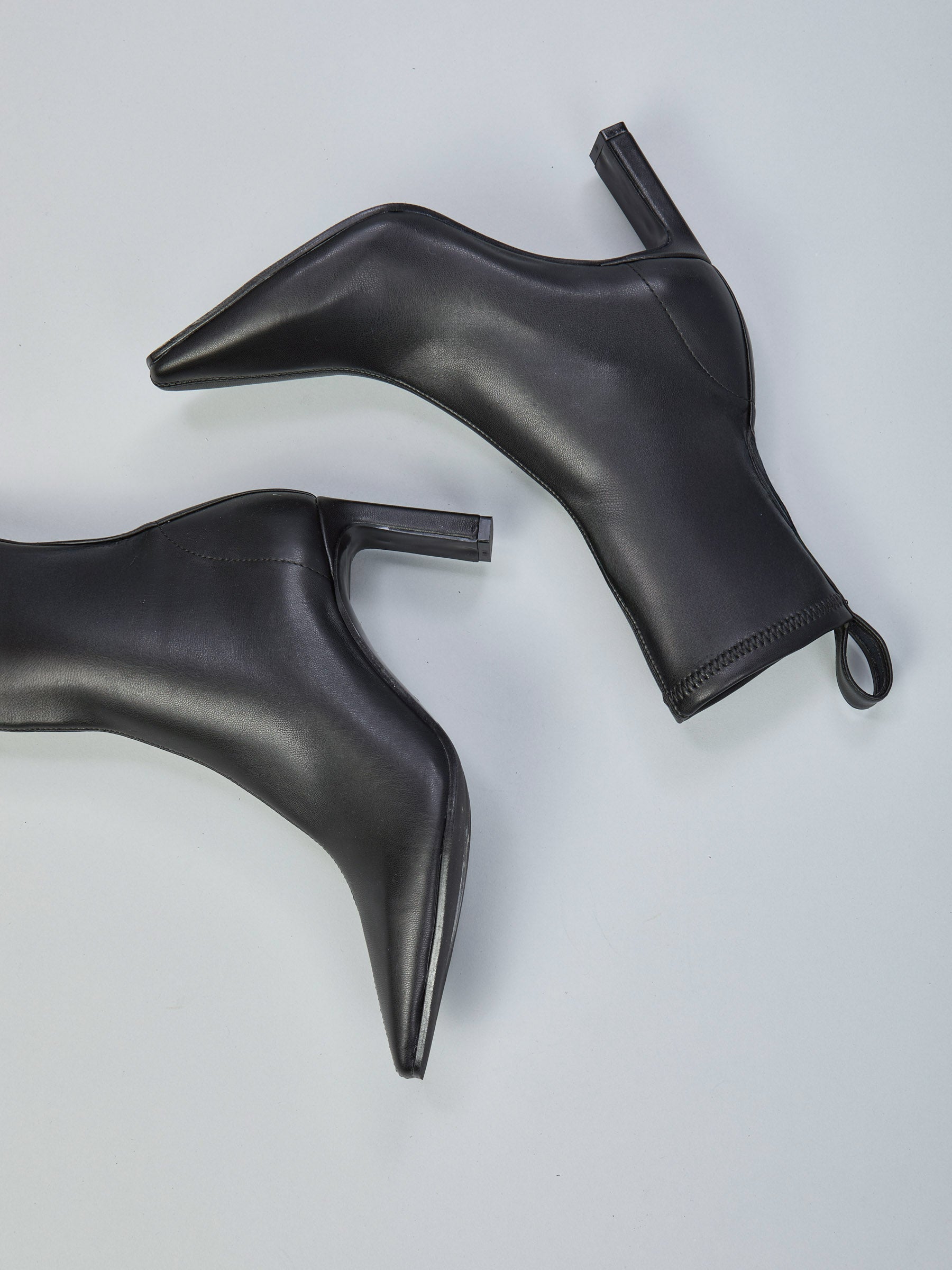 Ovyè Tronchetti tacco 7 cm neri ecopelle stretch