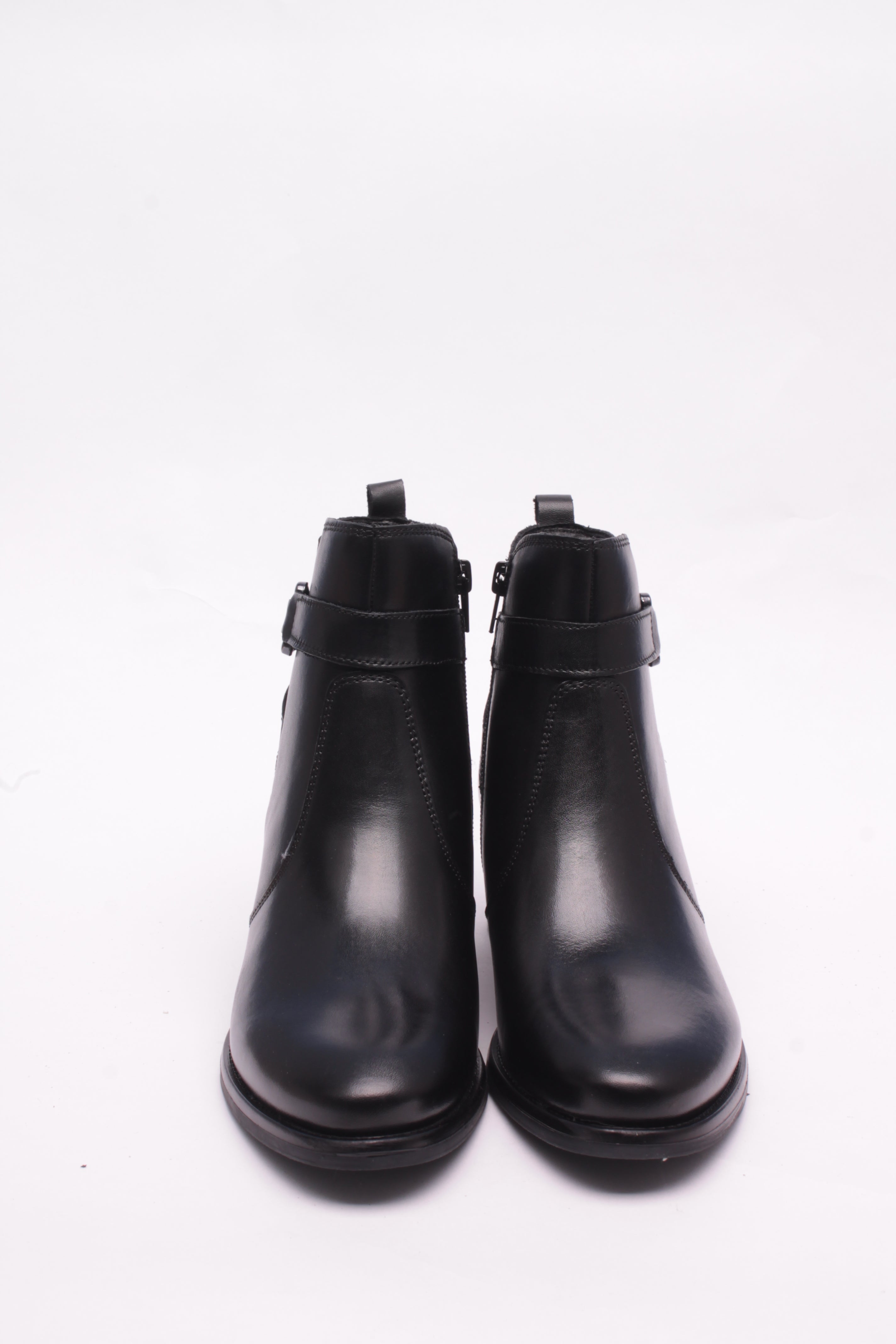 Cinzia Soft Tronchetto Donna Pelle Nero IS25162 Tacco 5