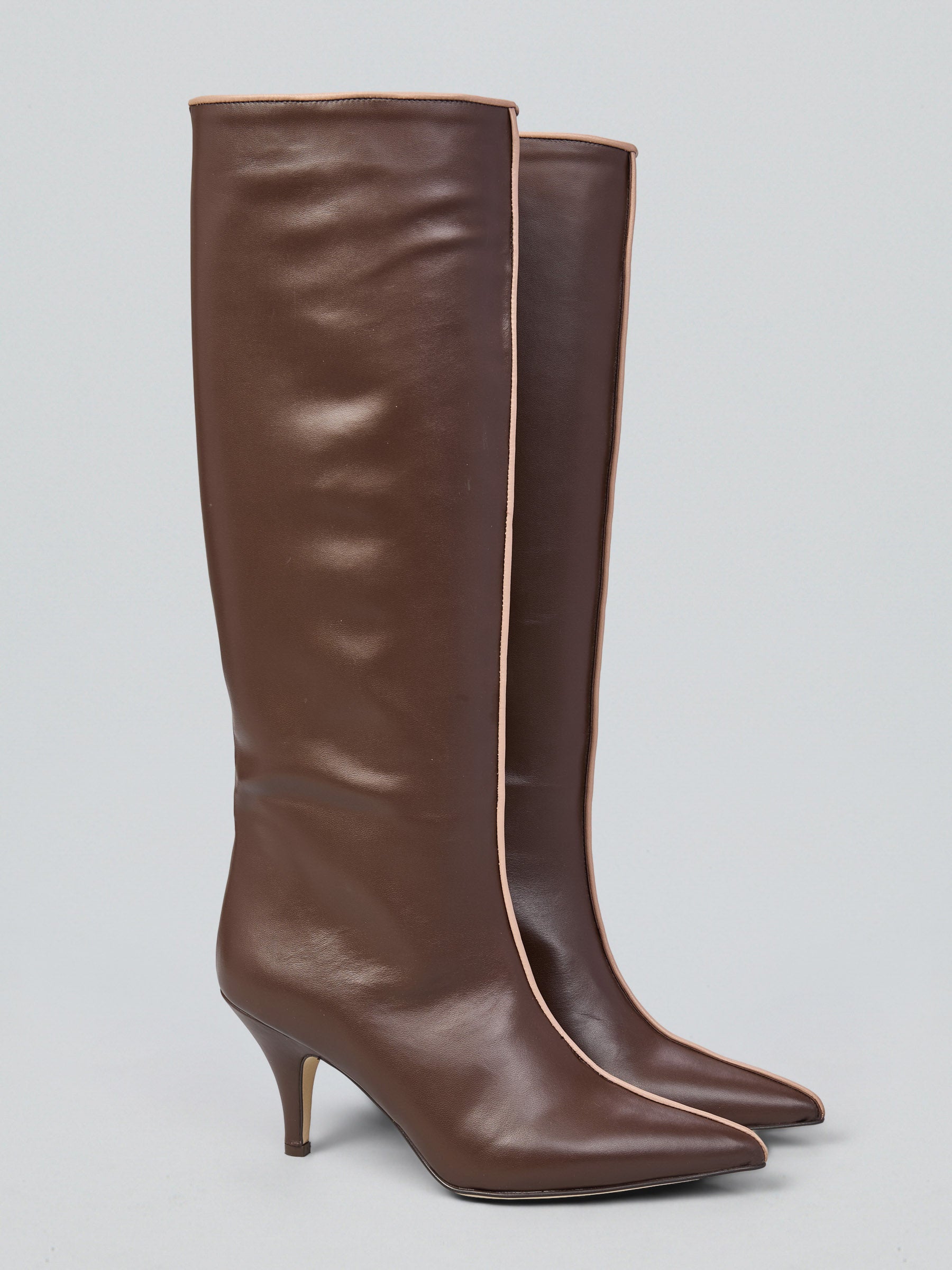 Ovyè Stivali con tacco in pelle moro tacco 8 cm