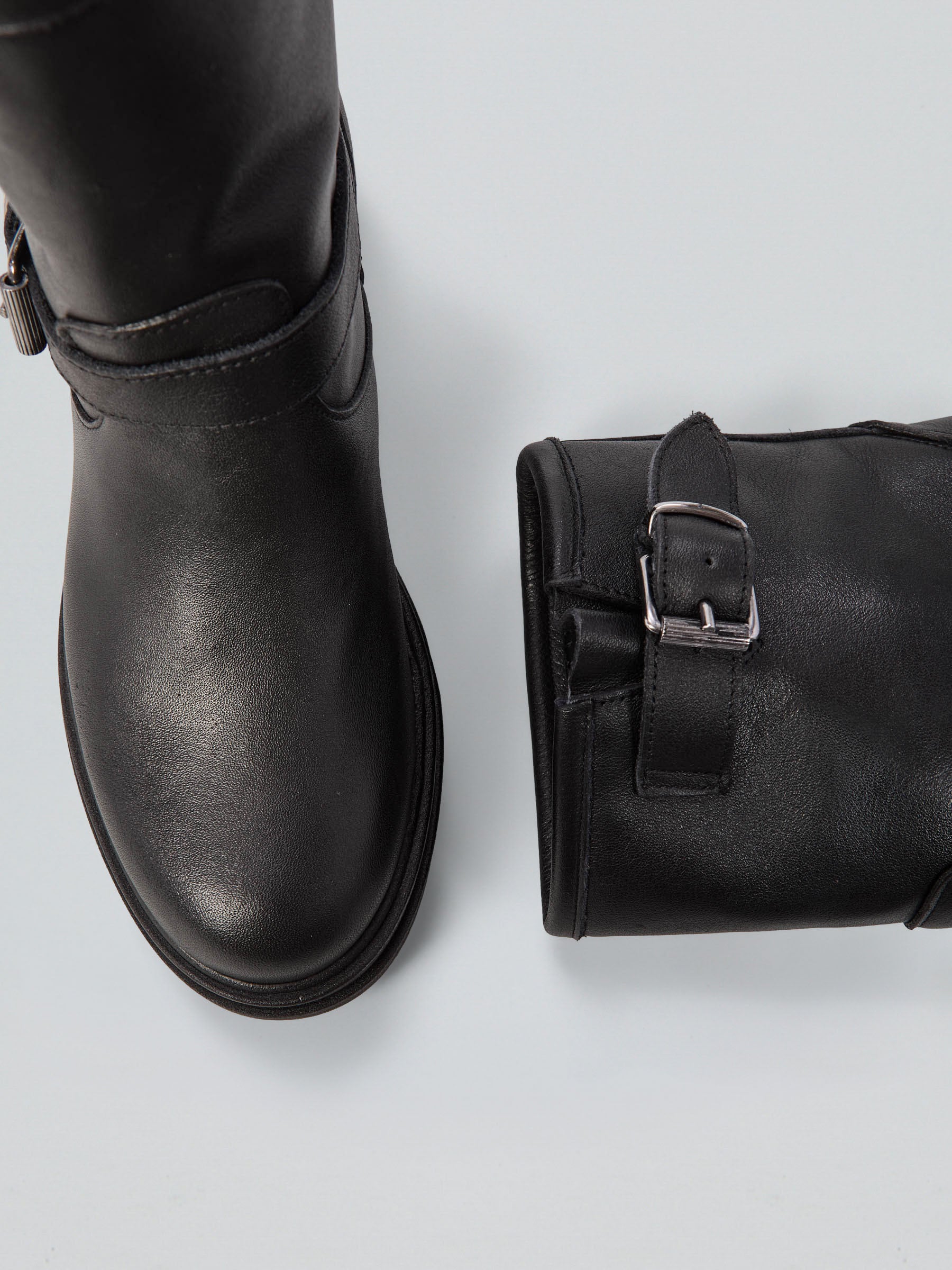 Ovyè Stivaletti pelle nero fibbie tacco 3 cm