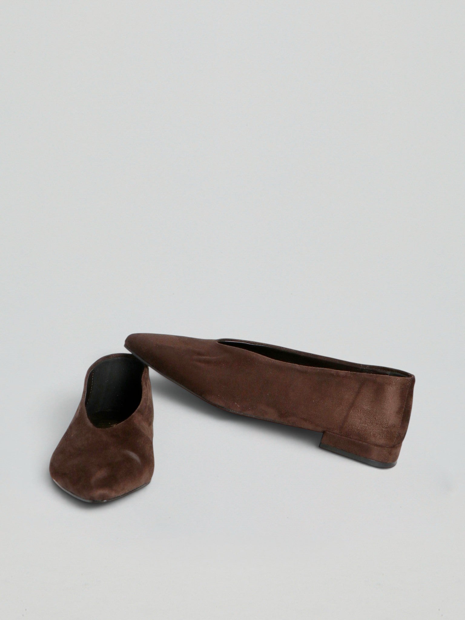 Ovyè Ballerine a punta ecopelle moro tacco 2 cm