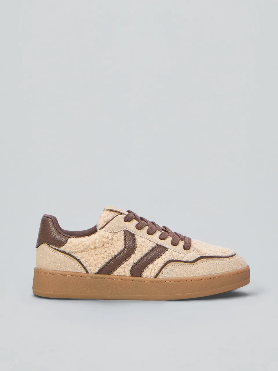 Ovyè Sneakers effetto teddy beige suola 3 cm