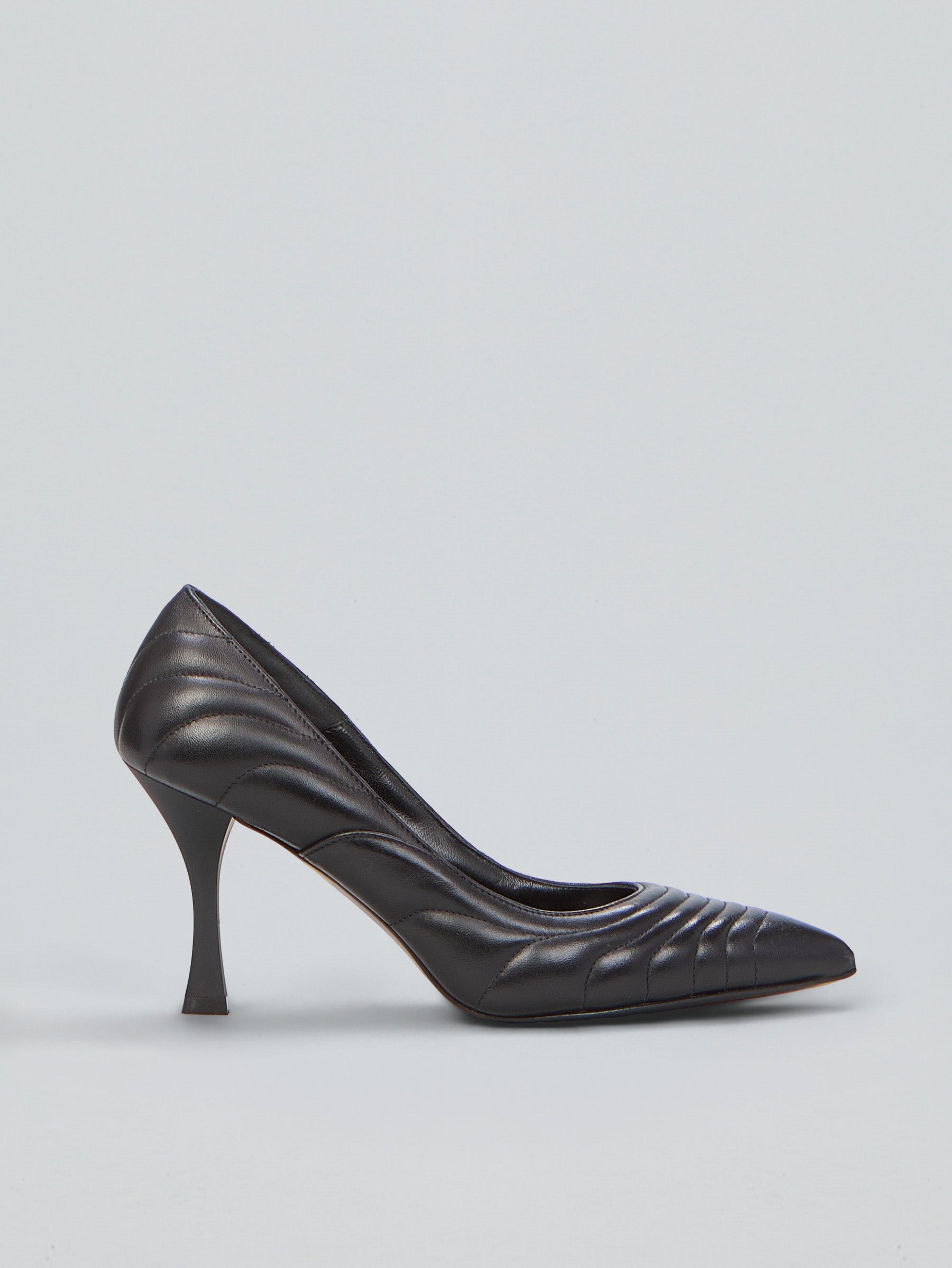 Ovyè Décolleté pelle nera stiletto 9 cm 38