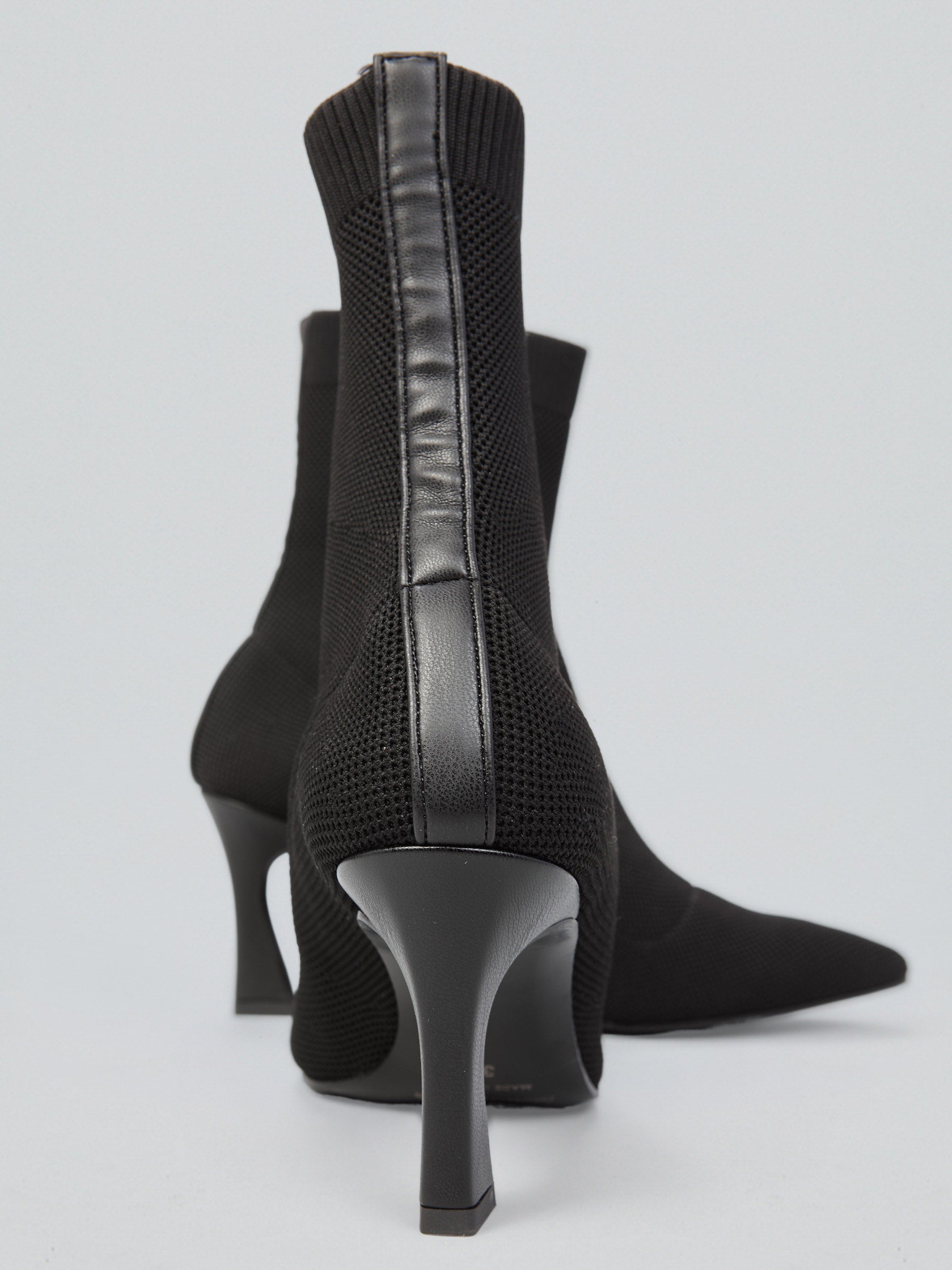 Ovyè Tronchetti con tacco tessuto elasticizzato tronchetti neri tacco 8 cm
