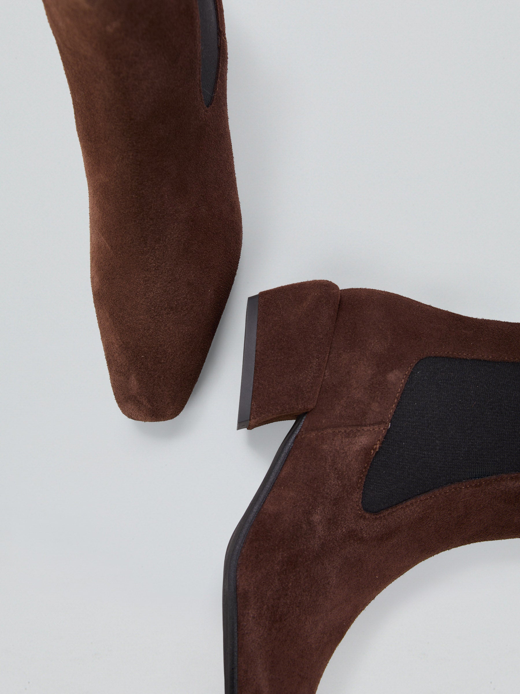 Ovyè Chelsea boot camoscio moro stivaletti 4 cm